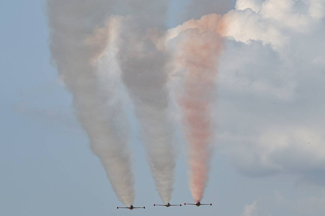 Türk Yıldızları’ndan 30 Ağustos’ta Anıtkabir’de saygı uçuşu - Resim: 5